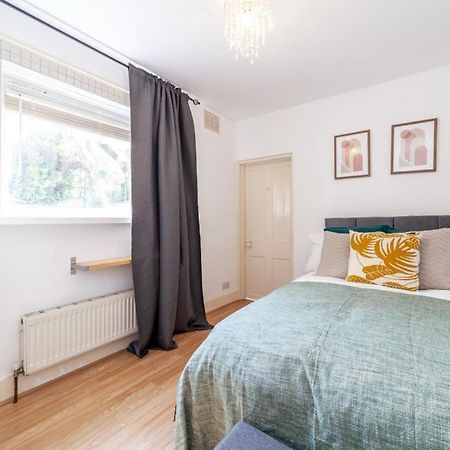 One Bedroom Flat In The Heart Of Brixton Londres Extérieur photo