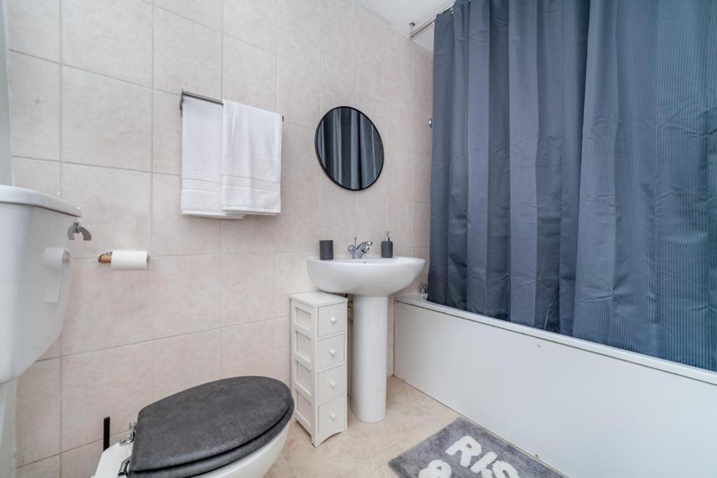 One Bedroom Flat In The Heart Of Brixton Londres Extérieur photo