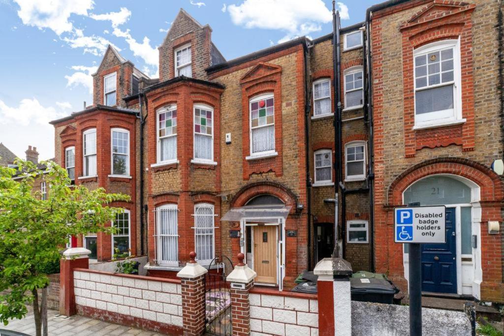 One Bedroom Flat In The Heart Of Brixton Londres Extérieur photo